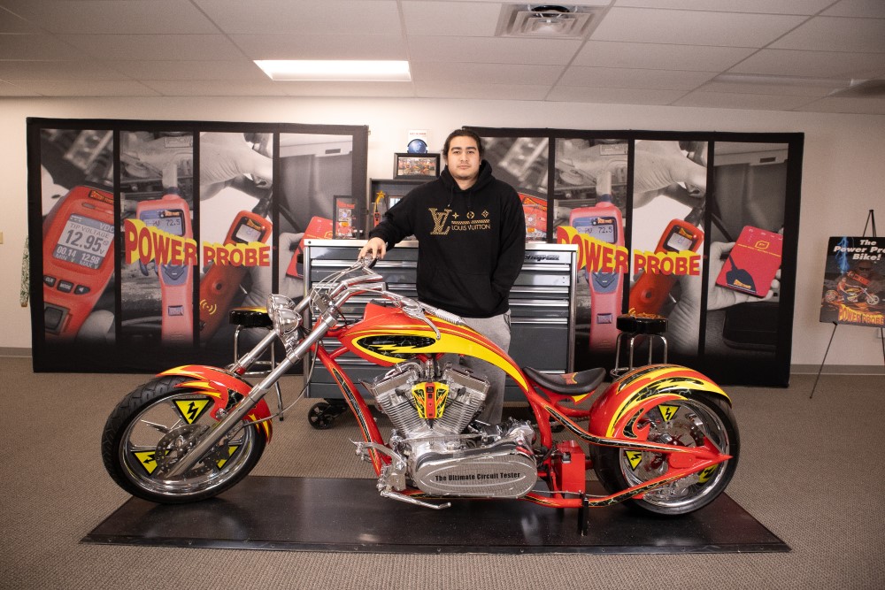 Stephen Flores